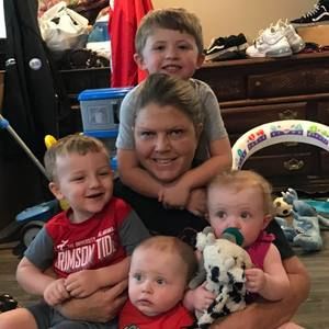 Meet your Posher, Carla